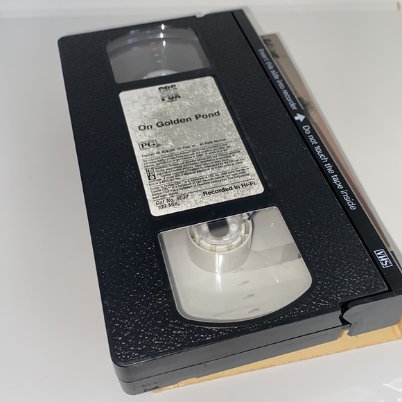 VHS Tape On Golden Pond - Picture 5 of 5